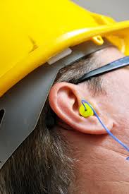 Ear plug fit testing